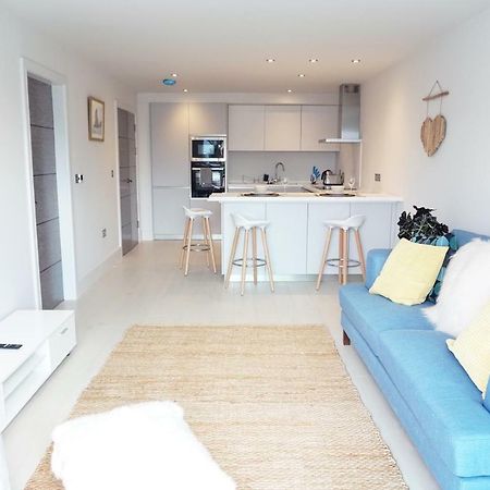 Saltwater Suites At Fistral New Quay Exterior foto