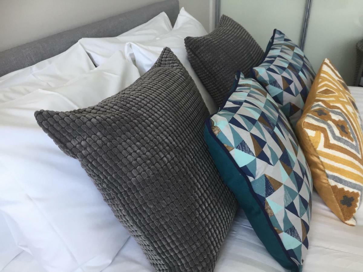 Saltwater Suites At Fistral New Quay Exterior foto