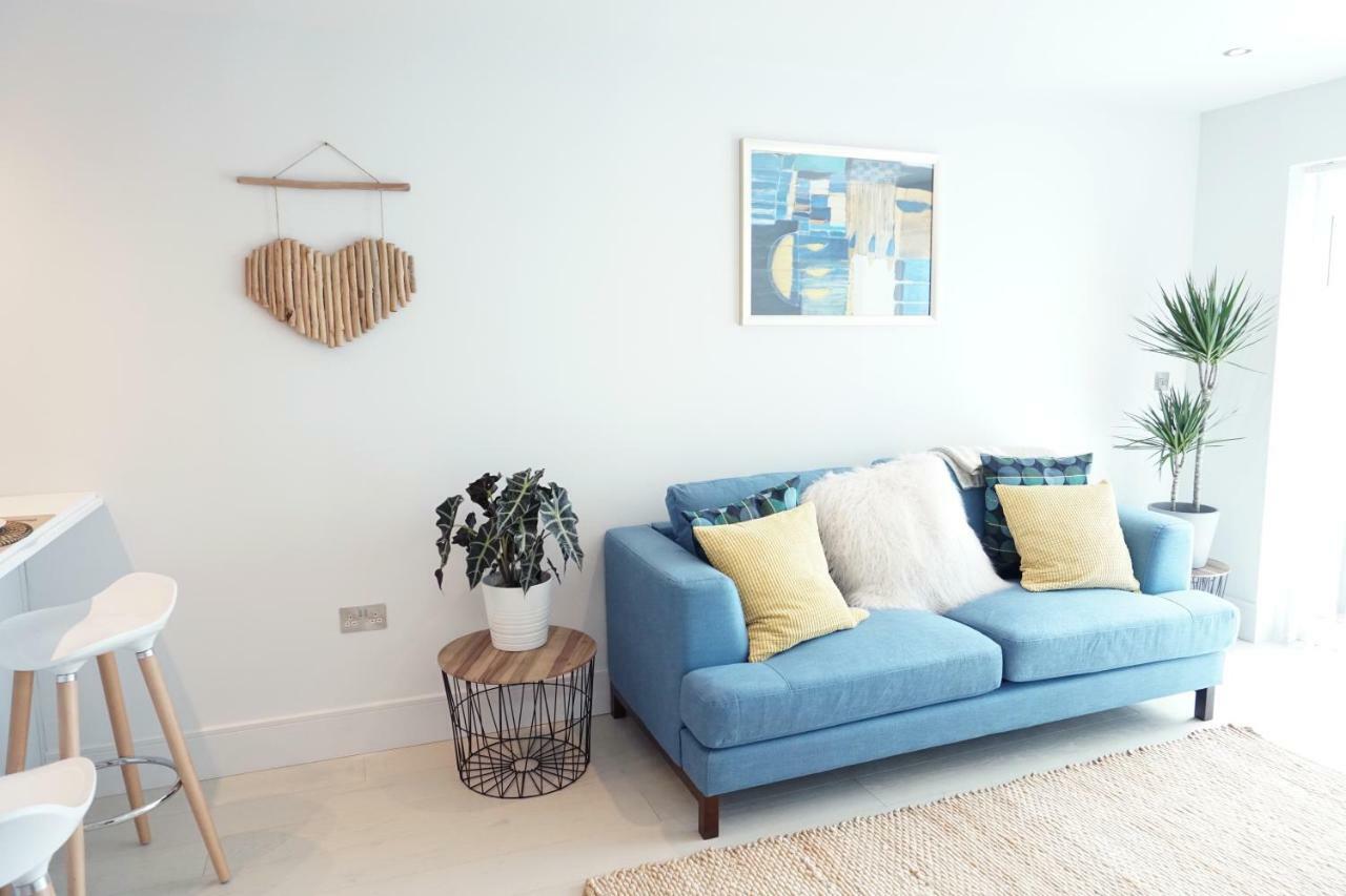 Saltwater Suites At Fistral New Quay Exterior foto